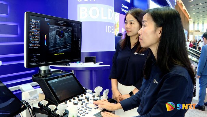 Vis-BUS Live - giải pháp AI hỗ trợ phân tích hình ảnh siêu âm vú tại triển lãm thiết bị. Ảnh: DIỄM HƯƠNG - TRƯỜNG SƠN