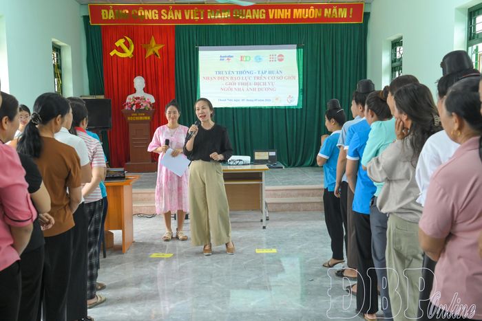 Hội viên phụ nữ xã Thanh Nưa được tham dự tập huấn về nhận diện bạo lực trên cơ sở giới.