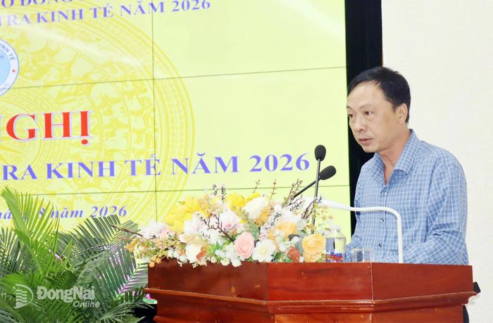 Ông Cao Đăng Viễn, Trưởng Thống kê thành phố Đồng Nai, Phó Trưởng ban Chỉ đạo Tổng điều tra kinh tế năm 2026 thành phố phát biểu tại hội nghị. Ảnh: Hoàng Lộc