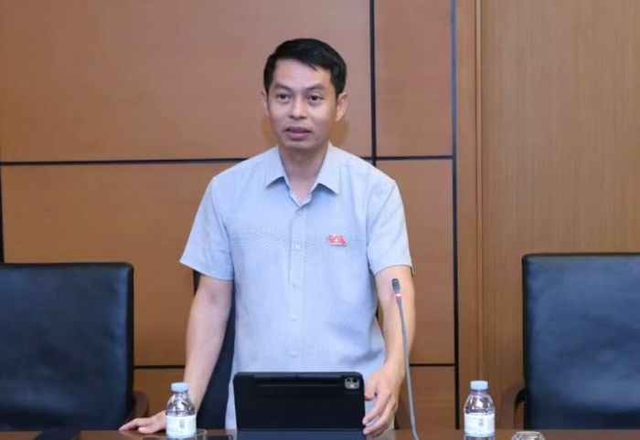 ĐB Phạm Ngọc Lâm thống nhất với việc luật hóa một số quy định của Pháp lệnh Ngoại hối. Ảnh: Đoàn ĐBQH tỉnh Gia Lai