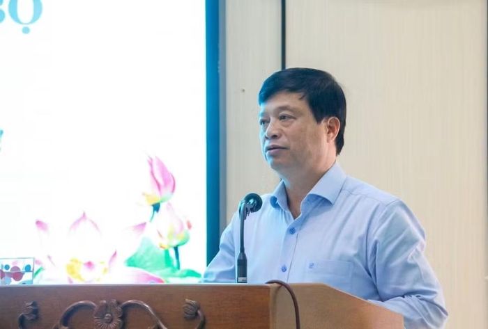 Phó Chủ tịch Thường trực UBND tỉnh Nguyễn Tuấn Thanh phát biểu chỉ đạo tại hội nghị. Ảnh: Trọng Lợi