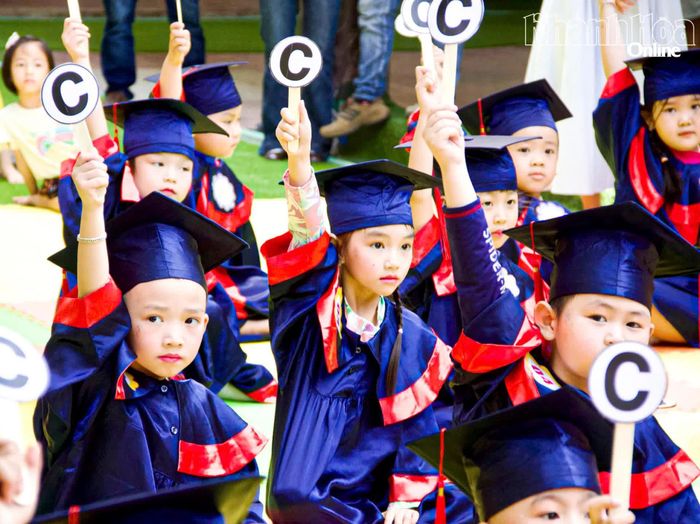 Các cháu Trường Mầm non Vĩnh Thạnh (phường Tây Nha Trang).