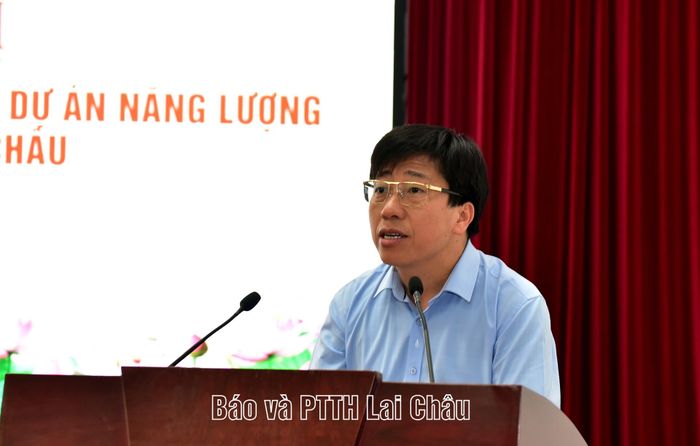 Đồng chí Vương Thế Mẫn - Giám đốc Sở Công thương phát biểu khai mạc hội nghị.