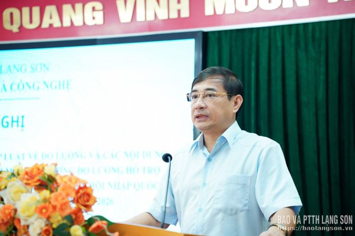 Lãnh đạo sở Khoa học và Công nghệ phát biểu khai mạc hội nghị