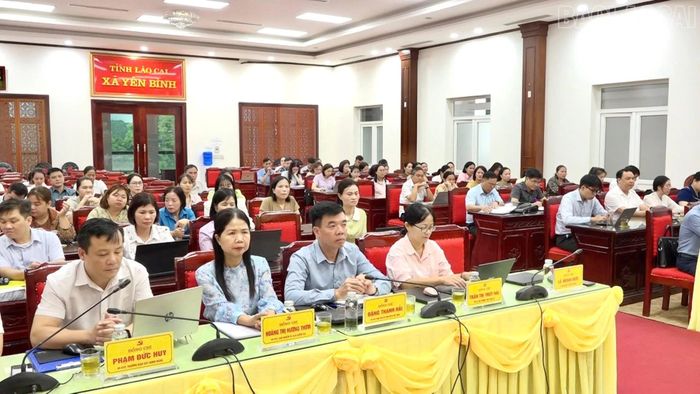 Đại biểu dự hội nghị.