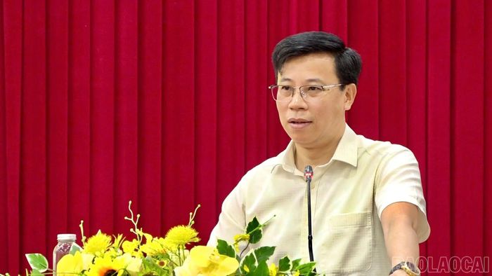 Đồng chí Lê Minh Đức - Bí thư Đảng ủy xã Yên Bình phát biểu tại hội nghị.