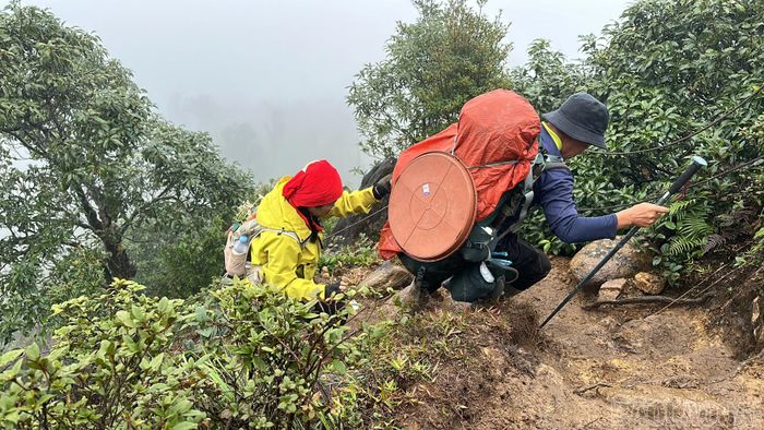 Khi tổ chức các hoạt động du lịch ngoài trời, khám phá, trải nghiệm phải tăng cường nhận diện rủi ro, đánh giá điều kiện thời tiết, bảo đảm năng lực của người hướng dẫn.
