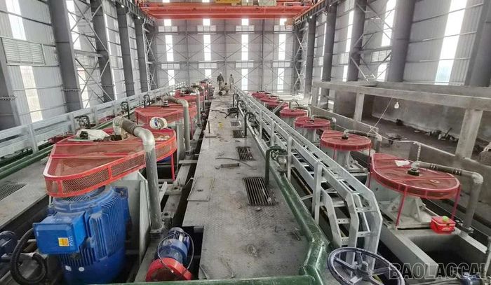Các hạng mục chính của Nhà máy tuyển quặng apatit nghèo đang được hoàn thiện những công đoạn cuối.