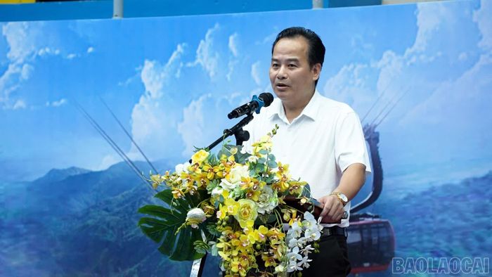 Ông Trương Quang Chiến - Trưởng phòng Thể dục, Thể thao quần chúng, Trung tâm Văn hóa, Nghệ thuật, Thể thao tỉnh - Trưởng Ban tổ chức giải phát biểu khai mạc.