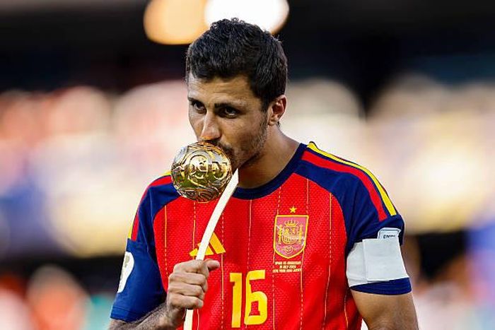 Rodri nhiều khả năng sẽ không tới Real Madrid.