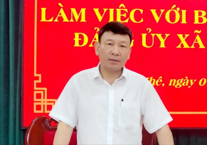 Phó Bí thư Tỉnh ủy Lâm Đồng Bùi Thắng đề nghị Ban Thường vụ Đảng ủy xã Quảng Khê tập trung khắc phục khó khăn để hoàn thành chỉ tiêu, kế hoạch cả năm 2026