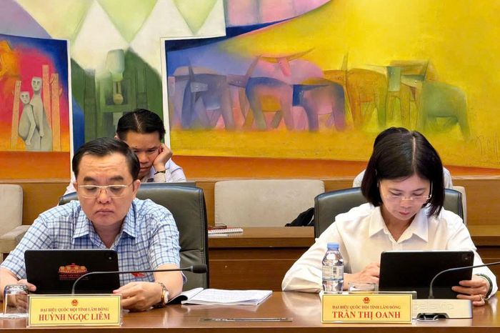 Các đại biểu tham dự phiên thảo luận
