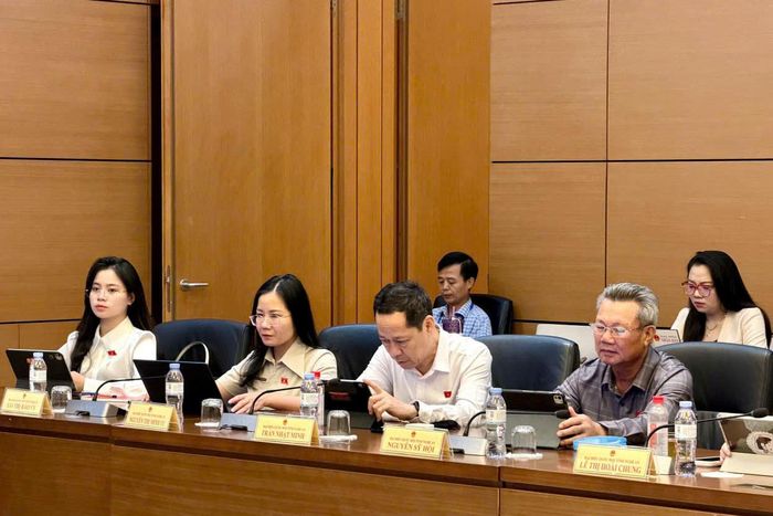 Các đại biểu tham dự phiên thảo luận