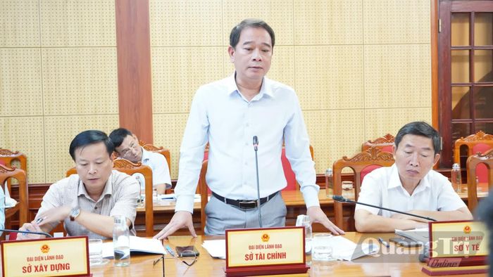 Đại diện các sở, ngành phát biểu tại buổi làm việc - Ảnh: Q.V