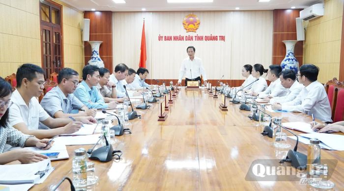 Đồng chí Hoàng Nam, Phó Chủ tịch Thường trực UBND tỉnh phát biểu kết luận tại buổi làm việc - Ảnh: Q.V