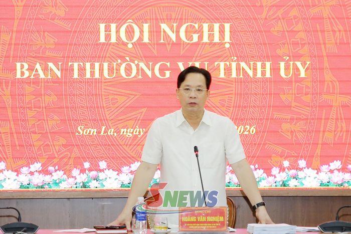 Đồng chí Bí thư Tỉnh ủy phát biểu kết luận tại hội nghị.