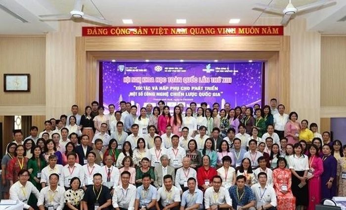 Các đại biểu tham dự hội thảo