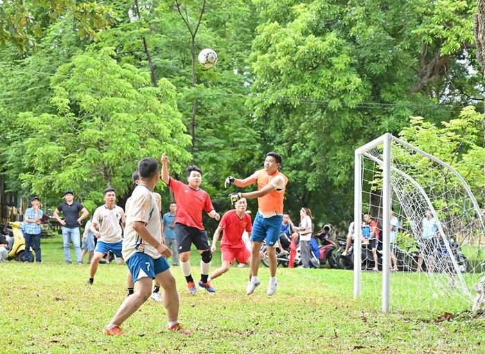  Tranh tài trong Giải bóng đá kỷ niệm 21 năm Ngày hội toàn dân bảo vệ an ninh tổ quốc năm 2026 của Trung tâm 