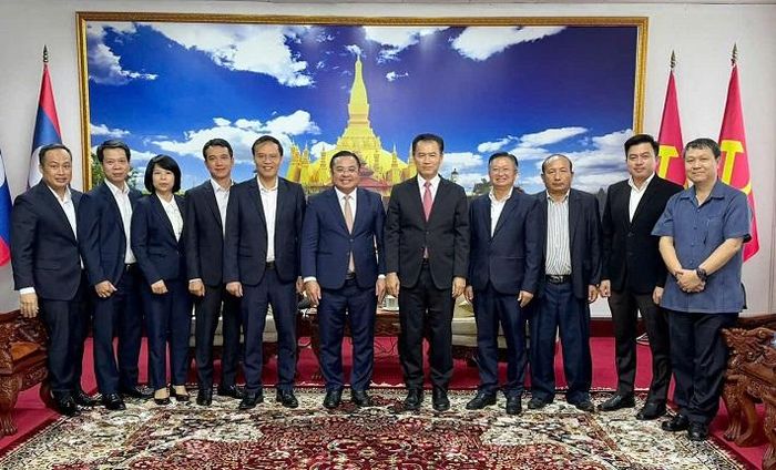 Đoàn Tập đoàn Hóa chất Việt Nam làm việc với Bộ Công Thương Lào