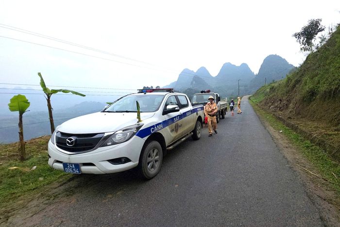 Đội Cảnh sát giao thông đường bộ số 1 thường xuyên tuần tra trên các cung đường biên giới nhằm xử lý các trường hợp vi phạm.