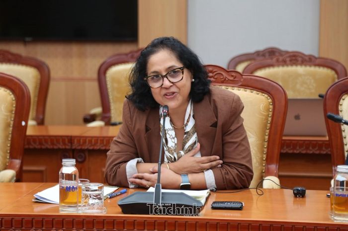 Bà Reehana Rifat Raza - Giám đốc Khu vực châu Á - Thái Bình Dương phát biểu tại buổi tiếp. Ảnh: Đức Minh