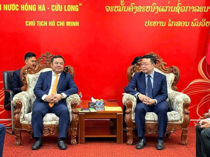 Đoàn công tác làm việc với Phó Chủ tịch Thường trực Ủy ban Hợp tác Lào - Việt Nam Soulivath Souvannachoumkham