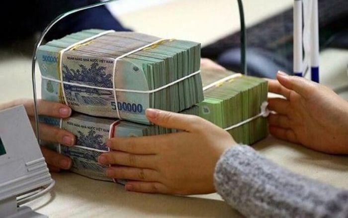 Thu ngân sách đạt gần 1,9 triệu tỷ đồng.
