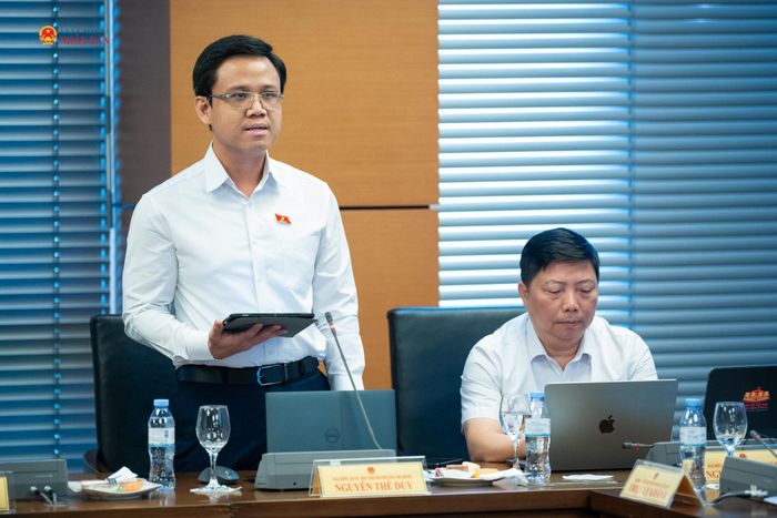 ĐBQH Nguyễn Thế Duy phát biểu tại phiên thảo luận Tổ 2
