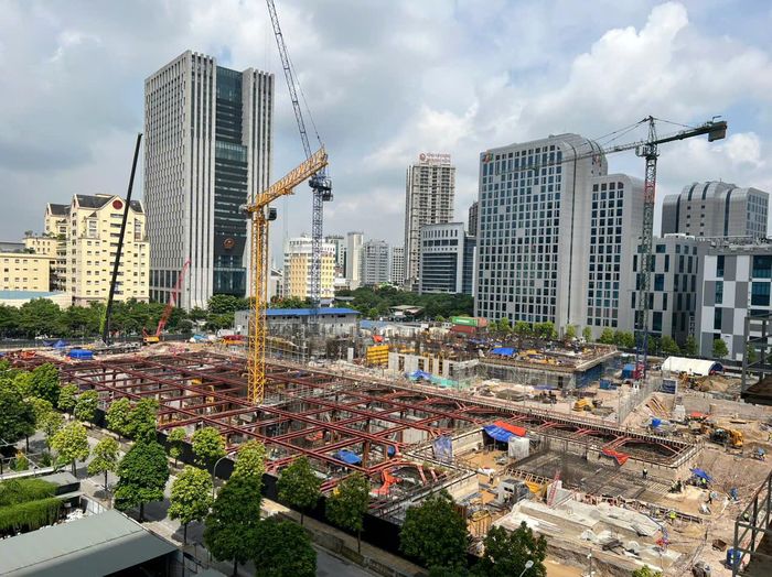 Khu phức hợp Đại sứ quán Hoa Kỳ đang thi công tầng 2 - 3.