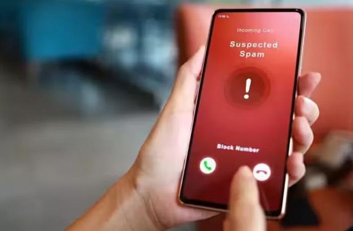Quy định mới tại Pháp cũng nêu rõ, doanh nghiệp chỉ được gọi điện tiếp thị từ thứ 2 đến thứ 6, trong khung giờ 10 - 13 giờ và 14 - 20 giờ, cấm thực hiện các cuộc gọi vào thứ 7, chủ nhật và ngày lễ. Ảnh: ET