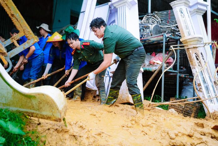 Tại xã Muổi Nọi, mưa lũ đã làm 13 ngôi nhà kiên cố và bán kiên cố bị hư hỏng từ 30-50% .