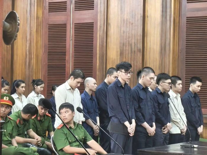 Các bị cáo tại phiên tòa.