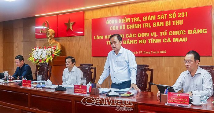 Phó Bí thư Thường trực Tỉnh uỷ Cà Mau Huỳnh Quốc Việt phát biểu tiếp thu ý kiến kết luận của Đoàn Kiểm tra, giám sát số 231 của Bộ Chính trị, Ban Bí thư.