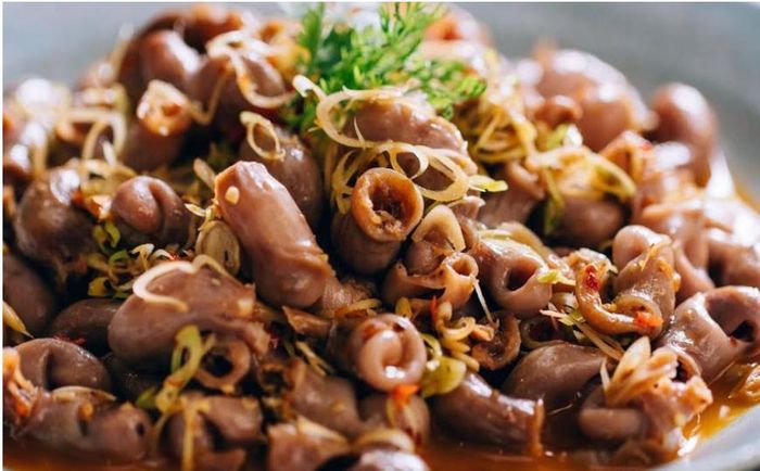 Bao tử cá được chế biến thành món ăn.