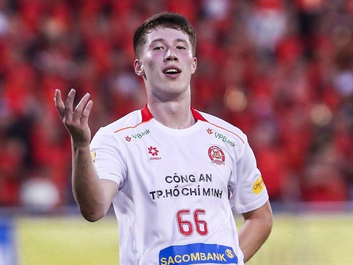 Lee Williams chính thức hoàn tất nhập quốc tịch Việt Nam, sẵn sàng cạnh tranh suất lên các đội tuyển quốc gia