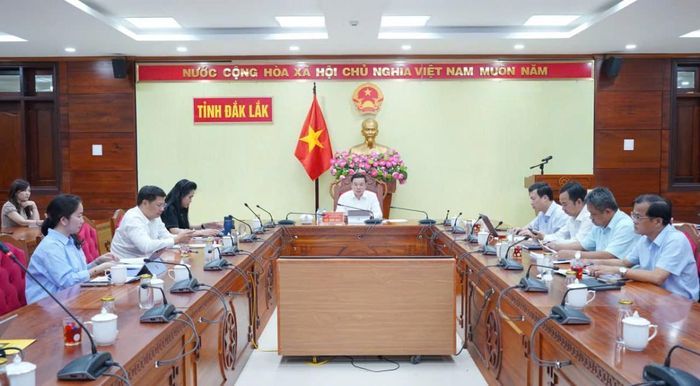 Quang cảnh trong cuộc họp.