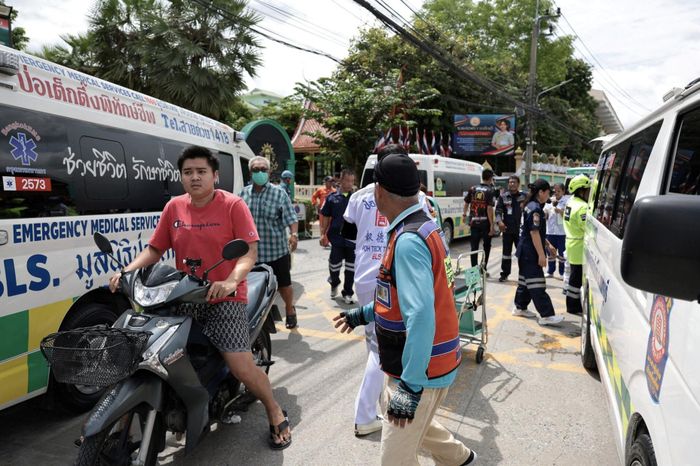Vụ xả súng xảy ra tại trường học ở tỉnh Nonthaburi, Thái Lan khiến giáo viên thiệt mạng, bốn người khác bị thương.