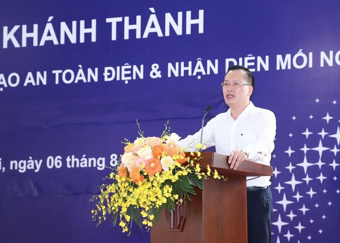 PGS.TS Bùi Xuân Hồi - Hiệu trưởng NPEC - phát biểu tại buổi lễ.