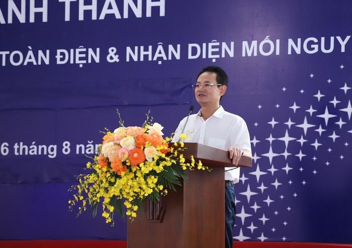 Ông Nguyễn Đức Thiện - Thành viên Hội đồng thành viên, Tổng giám đốc EVNNPC - phát biểu tại buổi lễ.