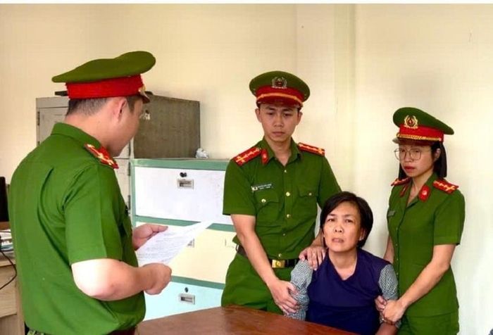 Nguyễn Lam Hạnh bị khởi tố, bắt giam. (Ảnh: C.A)
