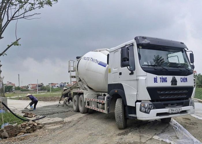 Các công trình, dự án ở xã Phú Xuyên tiếp tục được đẩy nhanh tiến độ xây dựng, đáp ứng yêu cầu giải ngân nguồn vốn đầu tư công. Ảnh: PV
