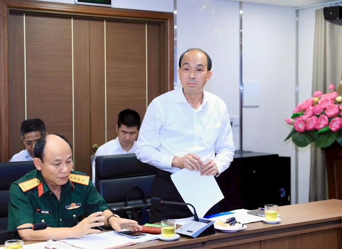 Phó Giám đốc Sở Nội vụ Hà Nội Nguyễn Tây Nam phát biểu tại hội nghị. Ảnh: Quang Thái