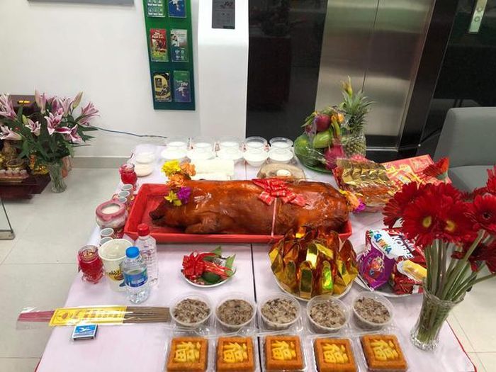 Nghi lễ cúng cô hồn đã trở thành một nét văn hóa tâm linh sâu sắc trong tín ngưỡng dân gian Việt Nam, đặc biệt vào tiết tháng Bảy âm lịch – mùa Vu Lan báo hiếu.