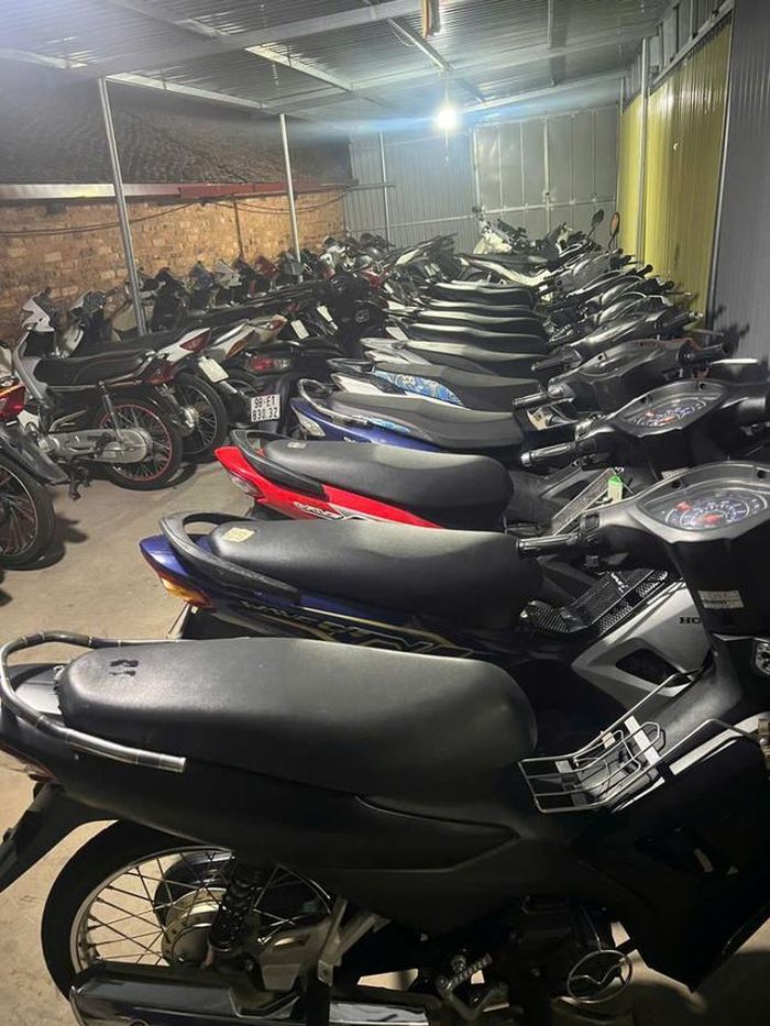 Những xe mô tô cầm cố bị Cơ quan Công an thu giữ. Ảnh: CACC