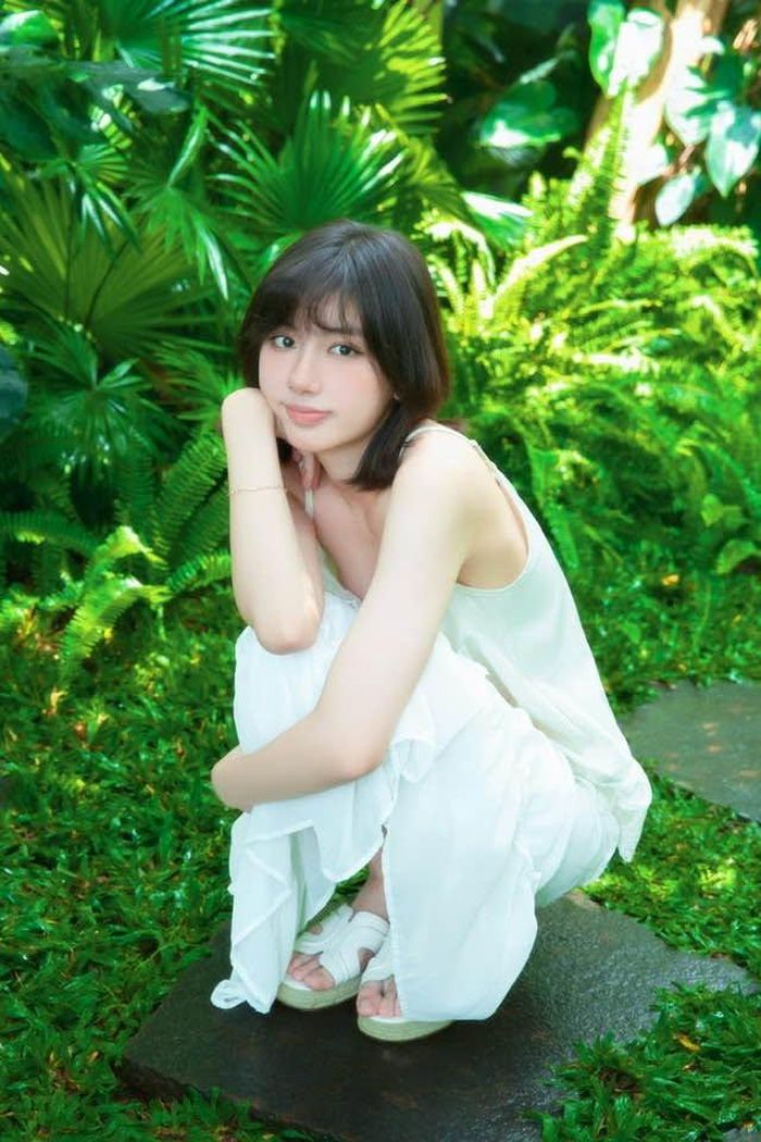 Dù vậy, Hoa hậu Ngọc Diễm cho biết cô luôn tôn trọng lựa chọn của con và không định hướng con phải bước vào làng giải trí hay nối nghiệp mẹ.