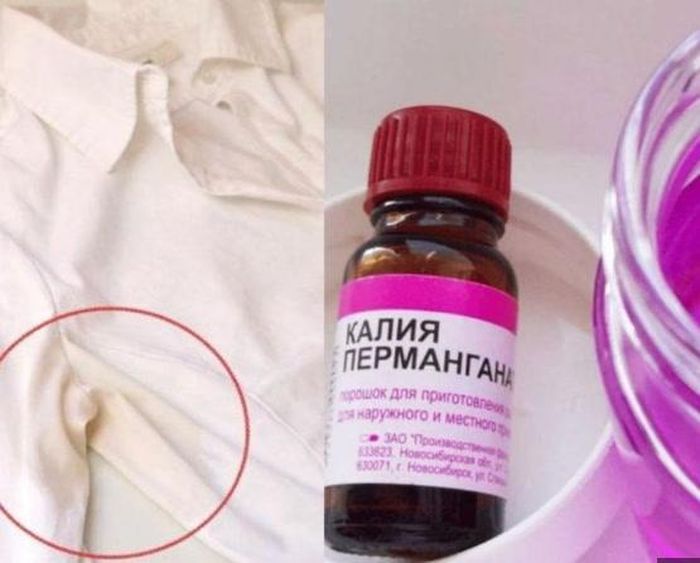 Dùng thuốc tím để tẩy mốc không chỉ làm sạch, mà còn sát khuẩn.