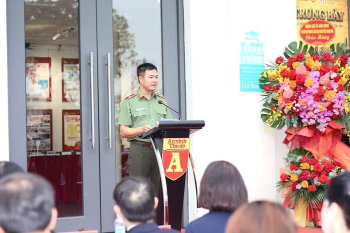 Phát biểu tại lễ khai mạc, Thiếu tướng Nguyễn Ngọc Quyền - Phó Bí thư Đảng ủy, Phó Giám đốc Công an thành phố Hà Nội đánh giá cao những đóng góp của Báo An ninh Thủ đô trong suốt chặng đường 50 năm qua, đồng thời khẳng định mỗi trang báo, mỗi bài viết, mỗi bức ảnh được đăng tải không chỉ là sản phẩm báo chí mà còn là những tư liệu quý ghi lại từng giai đoạn phát triển của Thủ đô và của lực lượng Công an nhân dân.