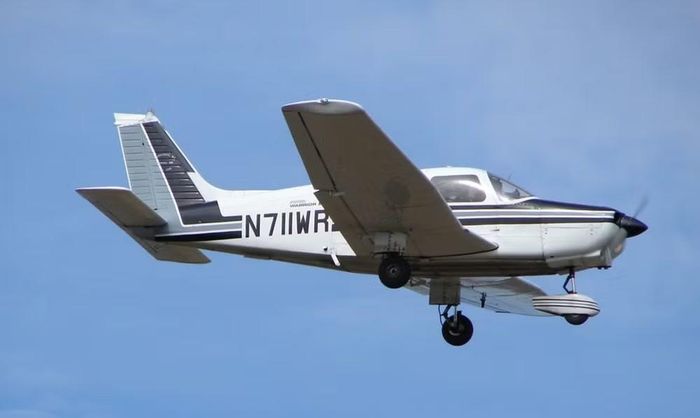 Chiếc Piper PA-28 được Trường bay Pensacola sử dụng để đào tạo học viên từ năm 2022.