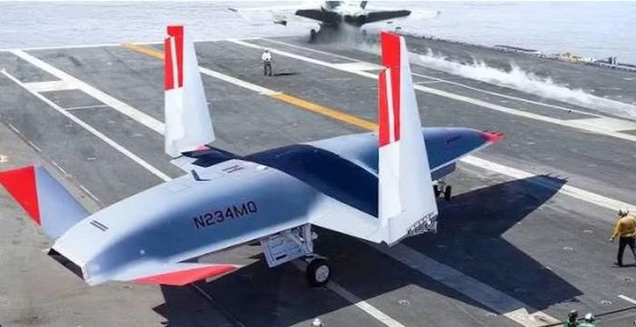 Hệ thống điều khiển mặt đất của Lockheed Martin khi đó đã thiết lập quyền điều khiển máy bay, tạo tiền đề cho chuyến bay thử nghiệm.