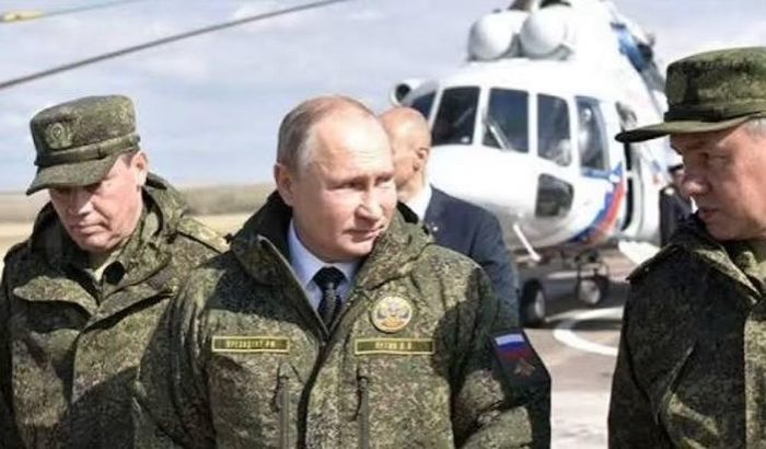 Ông Putin mô tả nhiệm vụ kiểm soát toàn bộ tỉnh Donetsk của cánh quân Trung tâm là "rất quan trọng và mang tính quyết định".
